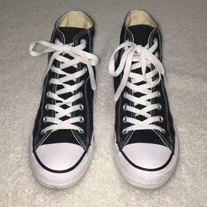 Hightop black converse